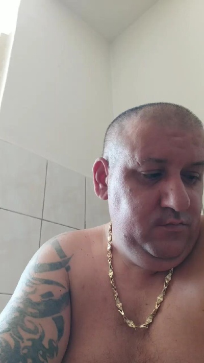 hoanbr live cam on Cam4