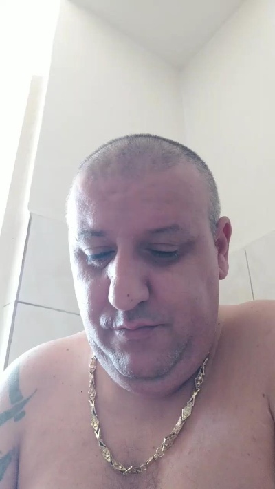 hoanbr live cam on Cam4