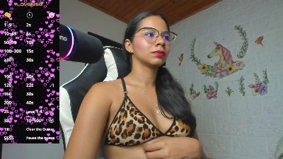 hoffman_alisson live cam on Cam4