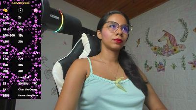 hoffman_alisson live cam on Cam4