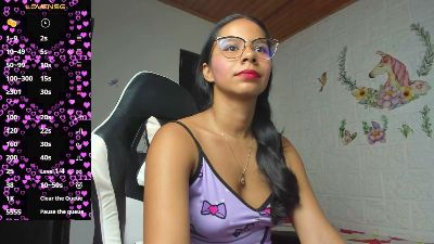 hoffman_alisson live cam on Cam4