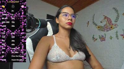 hoffman_alisson live cam on Cam4