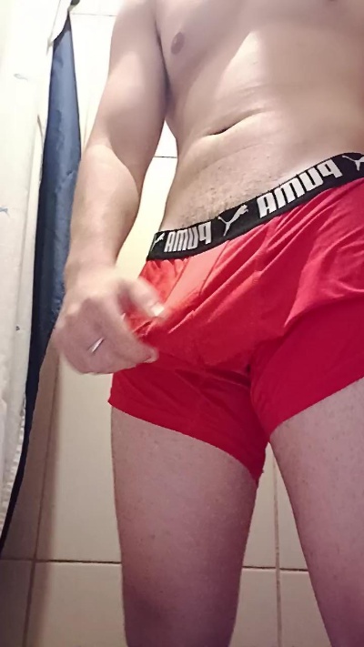 hollowcow live cam on Cam4