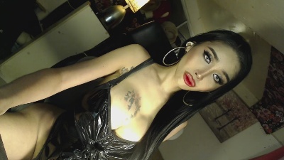 holly_Queen live cam on Cam4