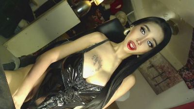 holly_Queen live cam on Cam4