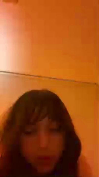 honeeycat live cam on Cam4