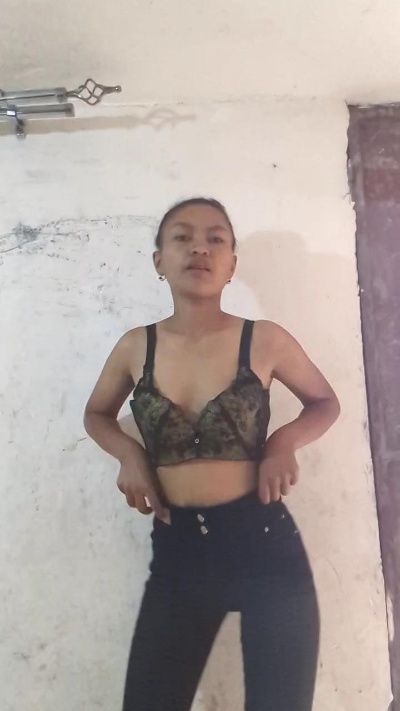 honey_3xxx webcam