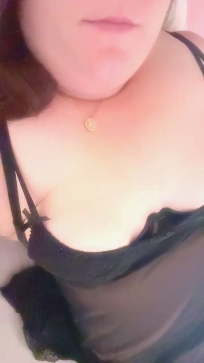 honey_curves live cam on Cam4