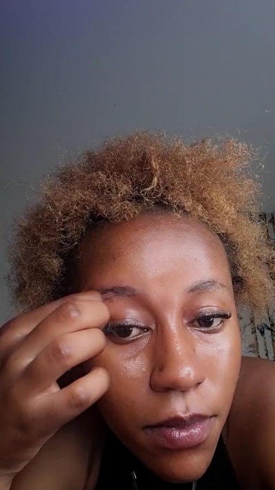 honeynyla live cam on Cam4