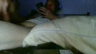 hopebrandon7044 live cam on Cam4