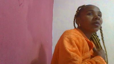 hornessa1 live cam on Cam4