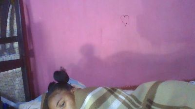hornessa1 live cam on Cam4