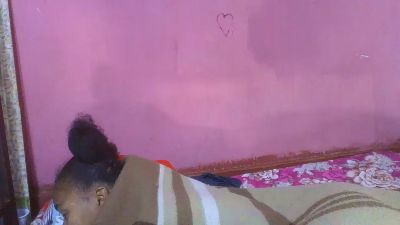 hornessa1 live cam on Cam4
