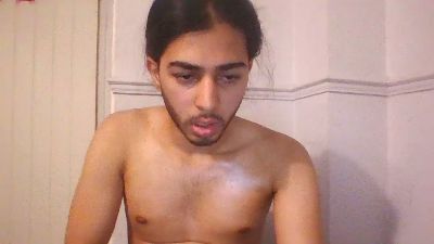 horny18brownboy live cam on Cam4