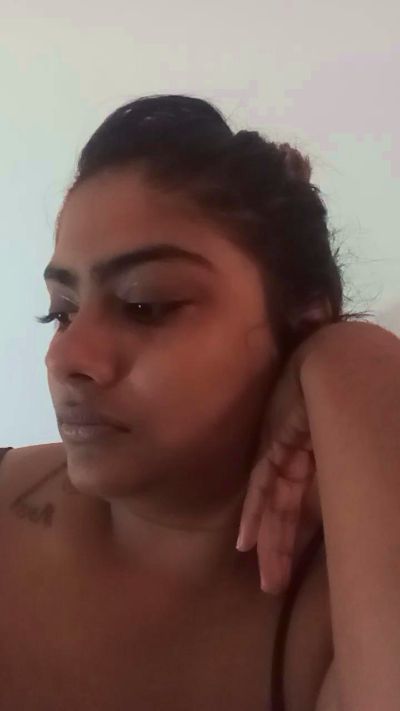 horny2654 live cam on Cam4