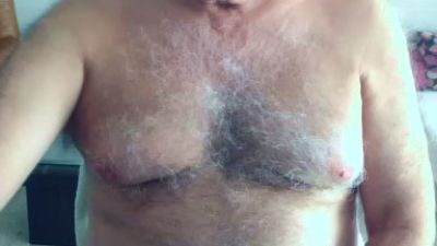 horny60bear live cam on Cam4