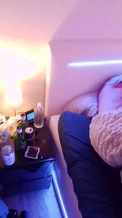 hornyberlin1981 live cam on Cam4