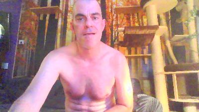 hornybigerman76 live cam on Cam4