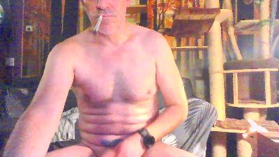 hornybigerman76 live cam on Cam4