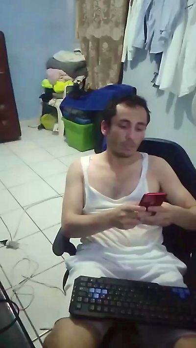 hornyguymko live cam on Cam4