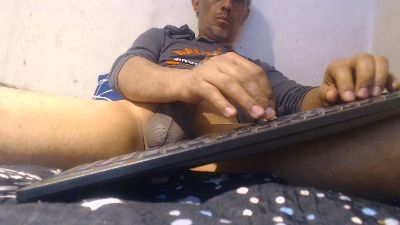 hornymalegt live cam on Cam4
