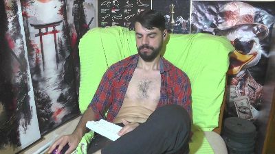 hornymaster93 live cam on Cam4