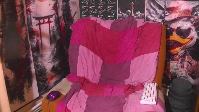 hornymaster93 live cam on Cam4