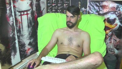 hornymaster93 live cam on Cam4