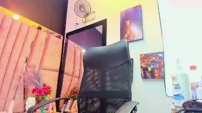 hornyskinny26 live cam on Cam4