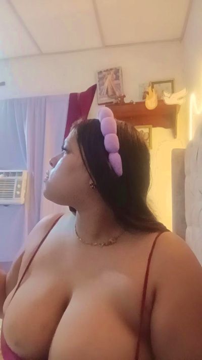 hosanna1 live cam on Cam4