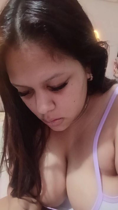 hosanna1 live cam on Cam4