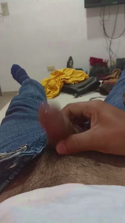 hot_boy_86 live cam on Cam4