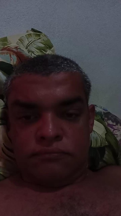 hot_boy_86 live cam on Cam4