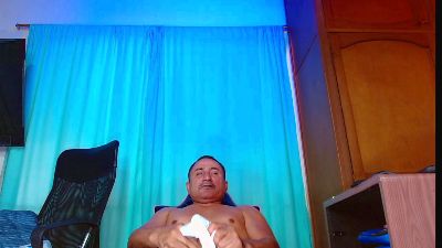 hot_couple2030 live cam on Cam4