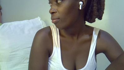 hot_lissa live cam on Cam4