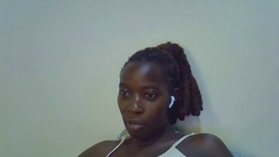 hot_lissa live cam on Cam4