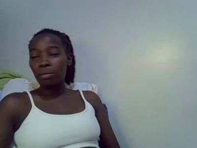 hot_lissa live cam on Cam4
