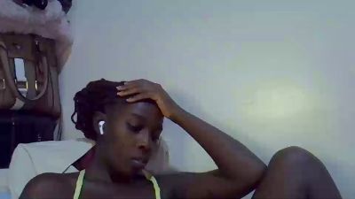 hot_lissa live cam on Cam4