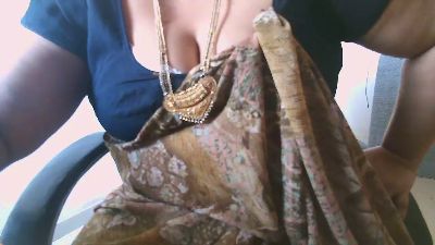hot_pavitra live cam on Cam4