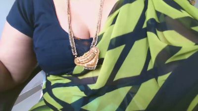 hot_pavitra live cam on Cam4