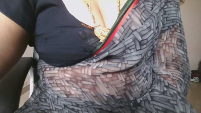 hot_pavitra live cam on Cam4
