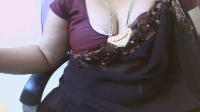 hot_pavitra live cam on Cam4