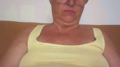 hotangelt live cam on Cam4