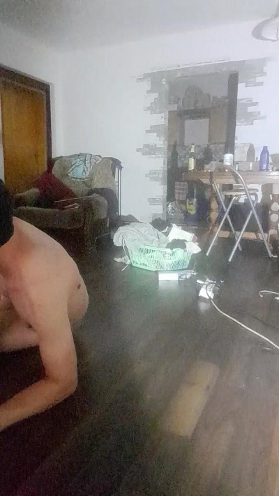 hotbi81 live cam on Cam4