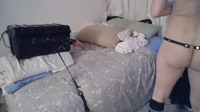 hotboi555 live cam on Cam4