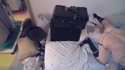 hotboi555 live cam on Cam4
