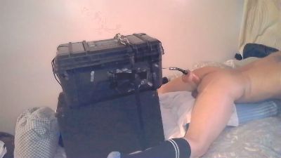 hotboi555 live cam on Cam4