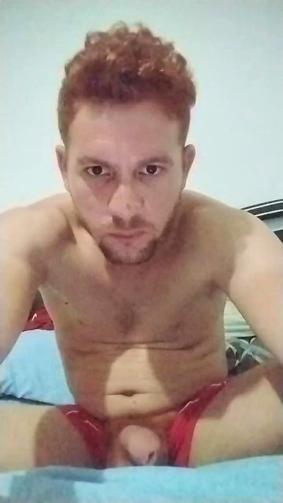 hotboy2824 live cam on Cam4