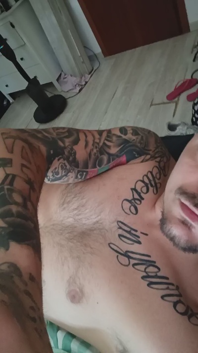 hotboy778 live cam on Cam4
