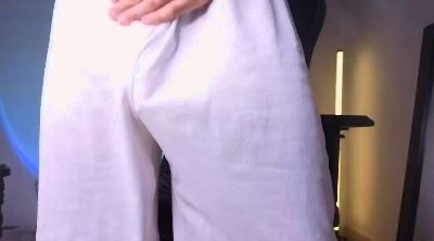 hotboyneon49 live cam on Cam4